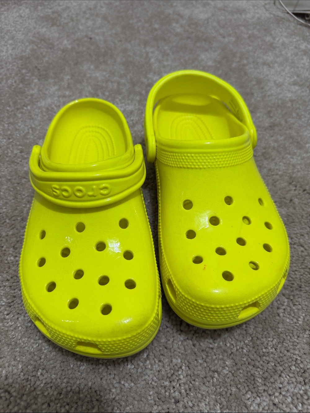 CROCS Classic Clog - Bright Yellow